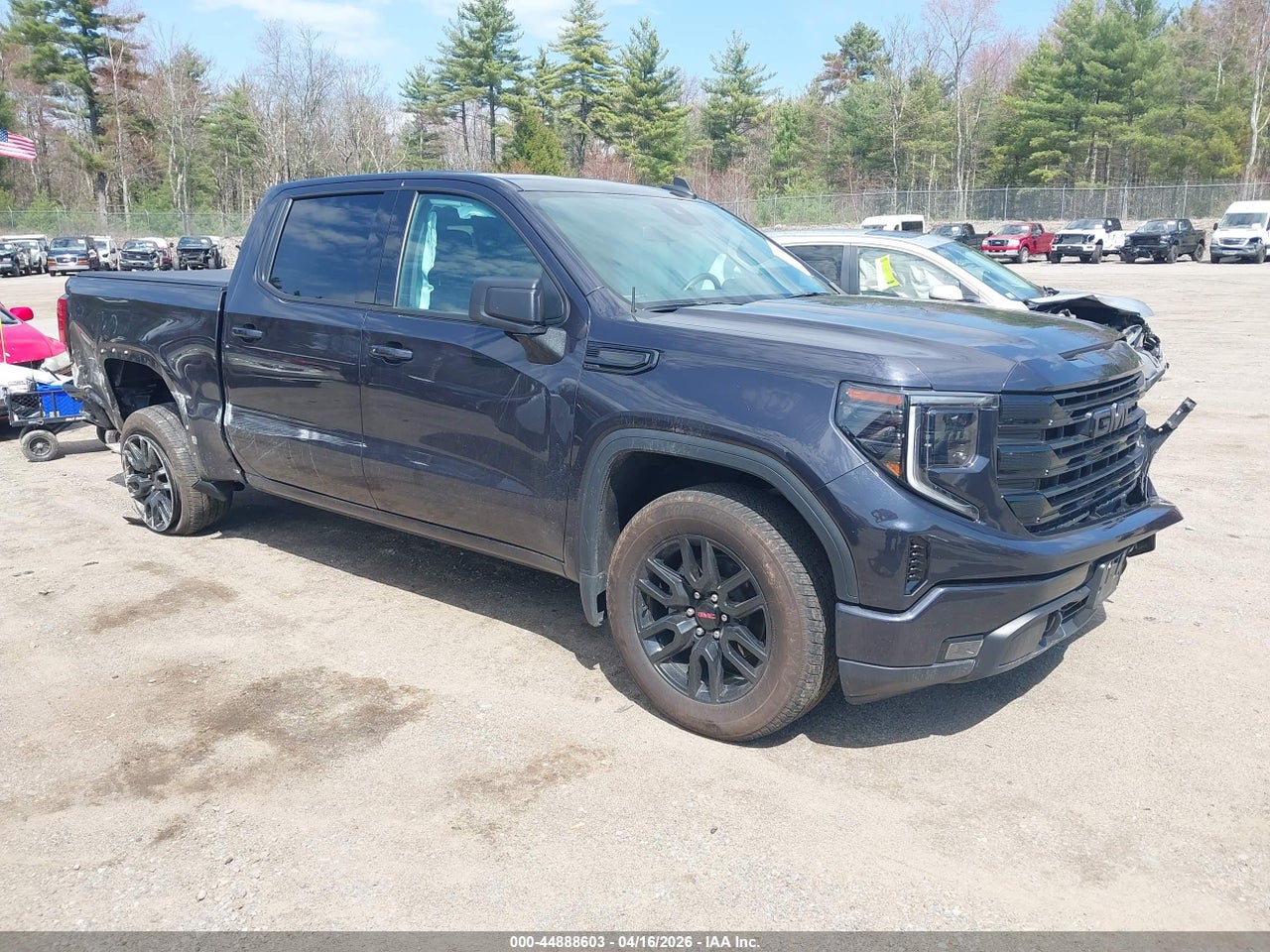 3GTPUJEK2RG****** · 2024 GMC SIERRA 1500 4WD  SHORT BOX ELEVATION WITH 3VL