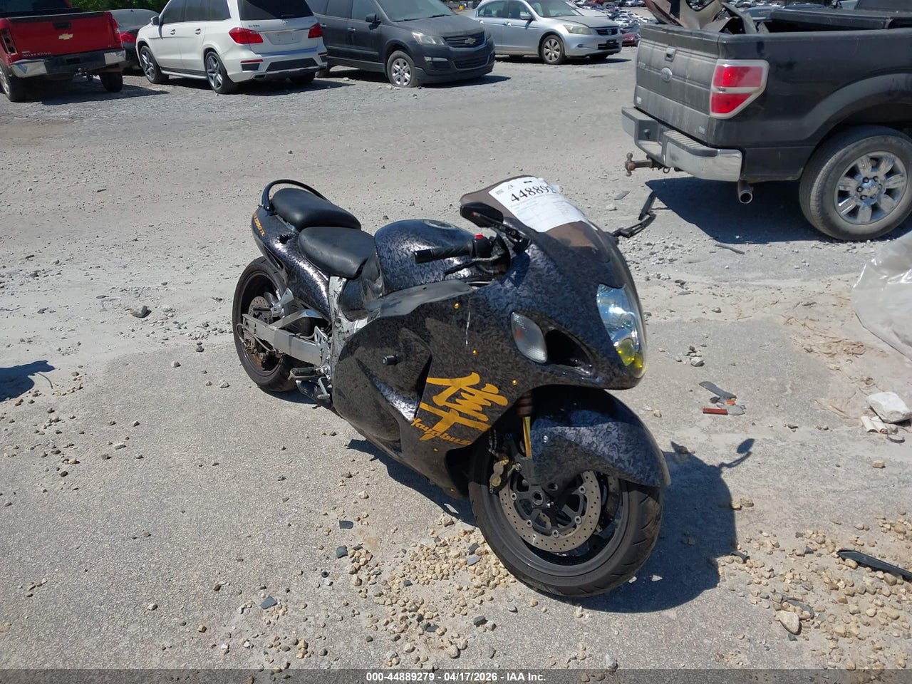JS1GW71A2Y2****** · 2000 SUZUKI GSX1300 R