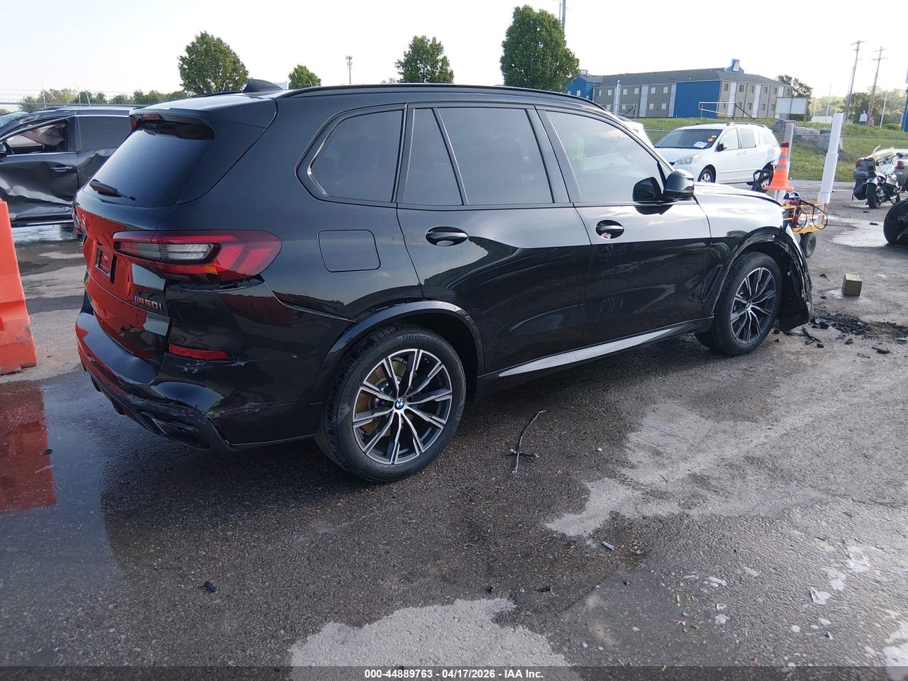 2023 BMW X5 M50I · 4/11