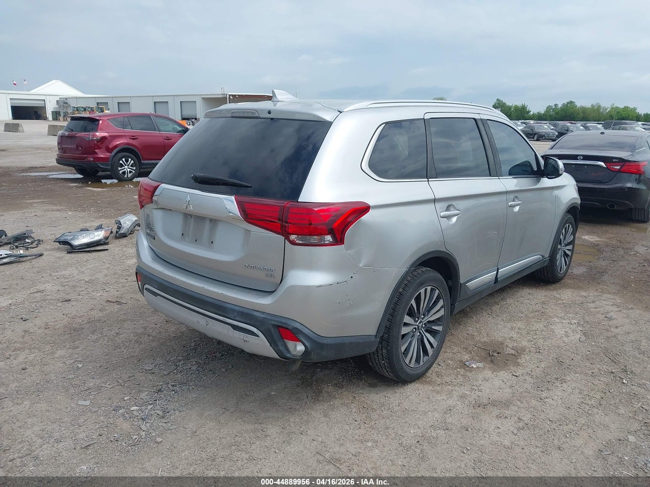 2019 MITSUBISHI OUTLANDER SEL · 4/11