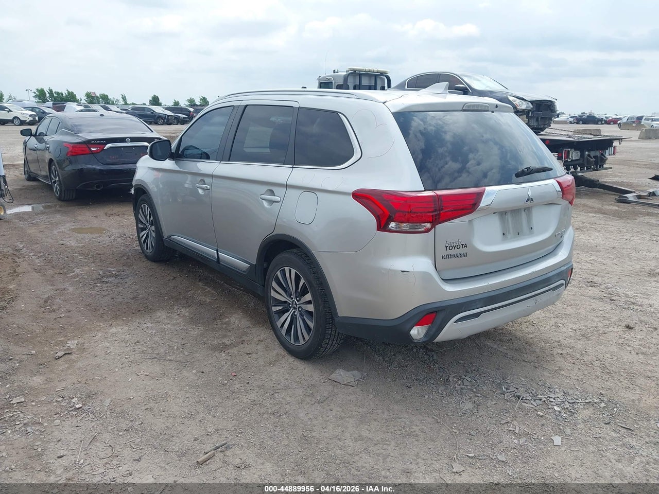 2019 MITSUBISHI OUTLANDER SEL · 3/11