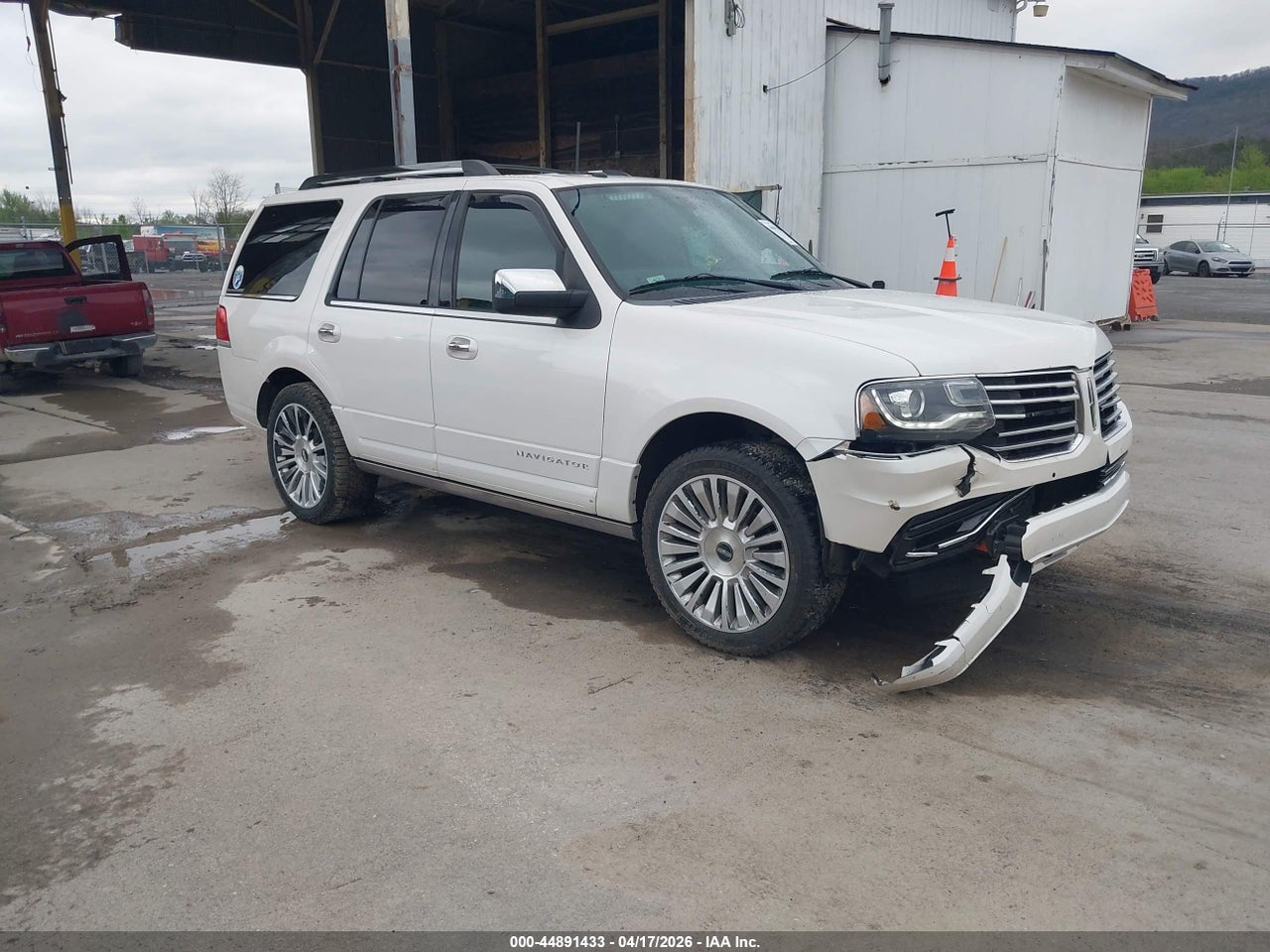 5LMJJ2LT7GE****** · 2016 LINCOLN NAVIGATOR RESERVE