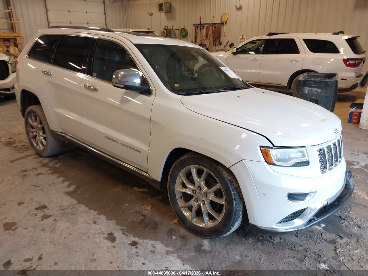 1C4RJFJM7GC****** · 2016 JEEP GRAND CHEROKEE SUMMIT