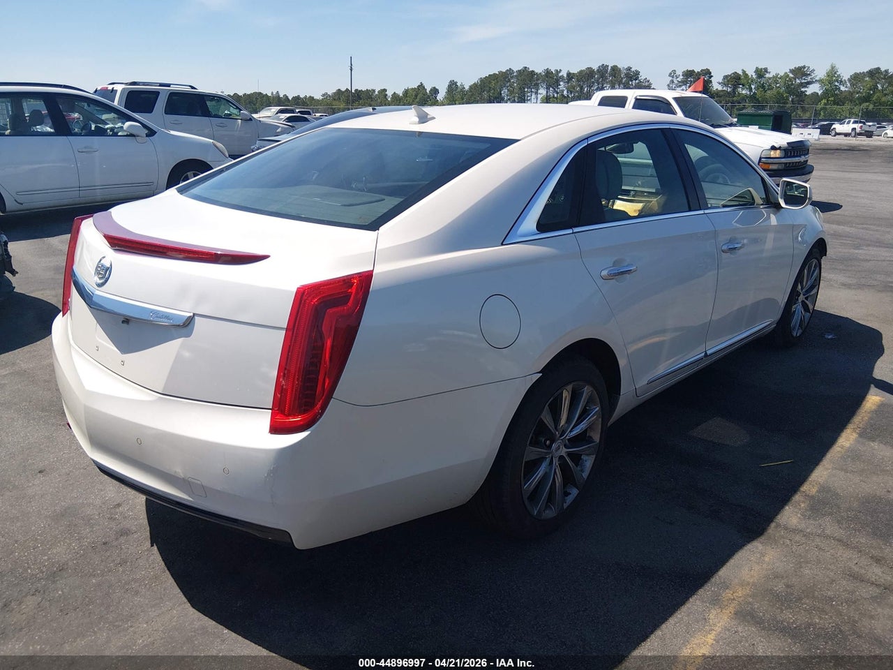 2013 CADILLAC XTS STANDARD · 4/11