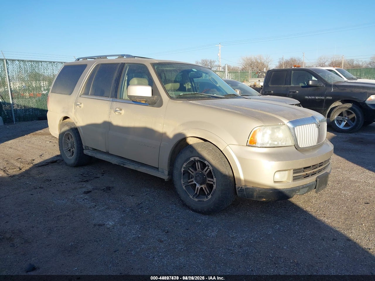5LMFU28505L****** · 2005 LINCOLN NAVIGATOR