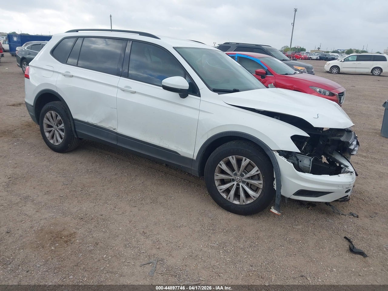 3VV1B7AX6KM****** · 2019 VOLKSWAGEN TIGUAN 2.0T S