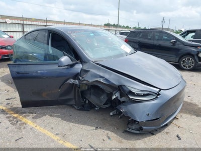 7SAYGDEF9NF****** · 2022 TESLA MODEL Y PERFORMANCE DUAL MOTOR ALL-WHEEL DRIVE