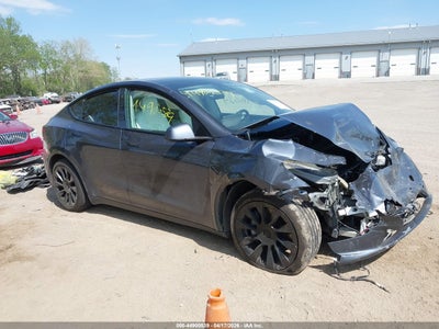 5YJYGAEE2MF****** · 2021 TESLA MODEL Y LONG RANGE DUAL MOTOR ALL-WHEEL DRIVE