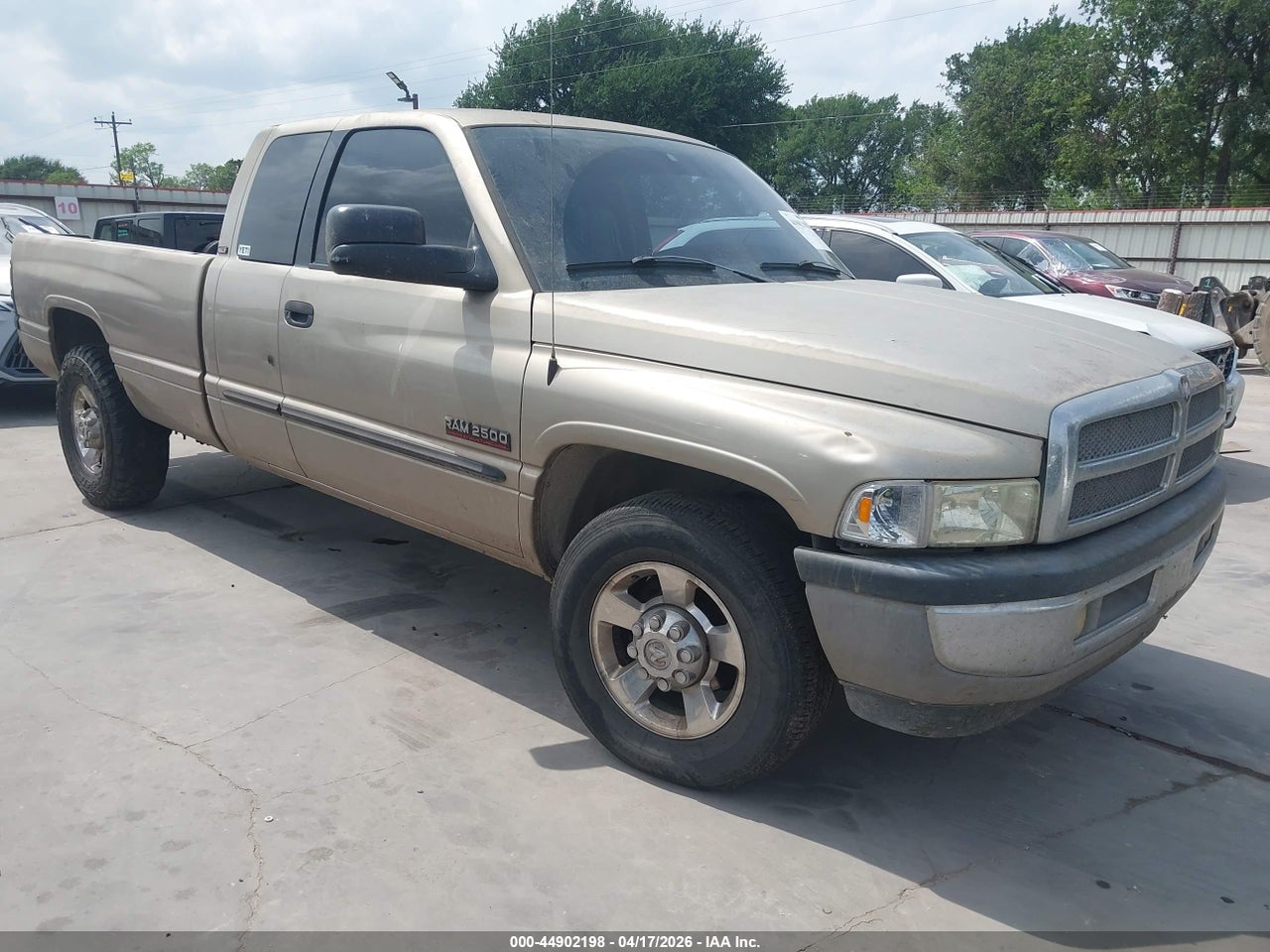 3B7KC23602M****** · 2002 DODGE RAM 2500 ST