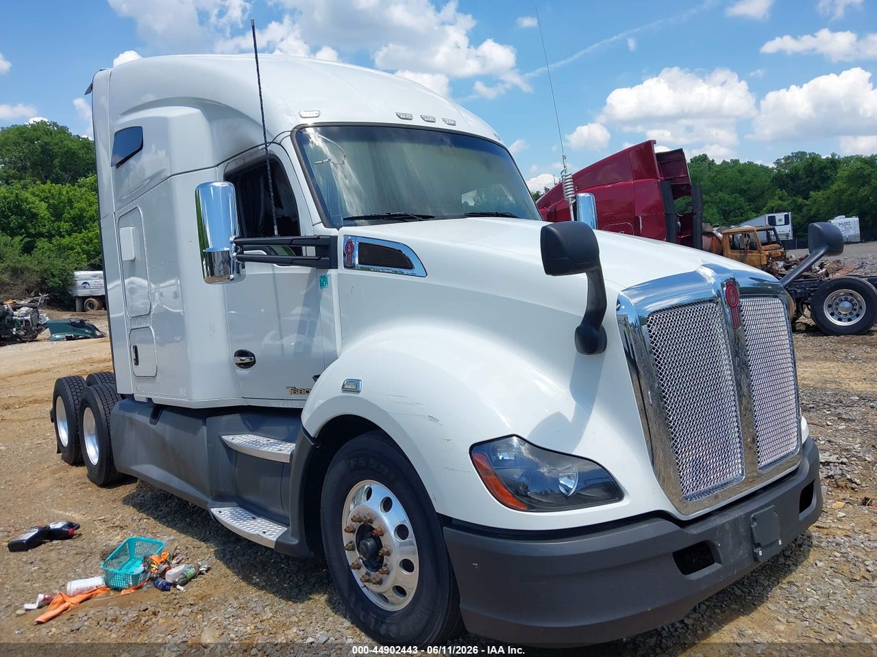 1XKYDP9X6JJ****** · 2018 KENWORTH T680