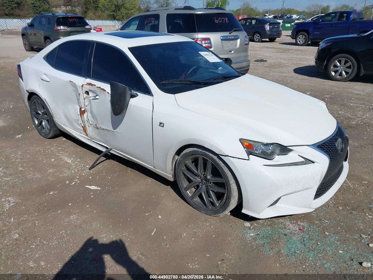 JTHBA1D20G5****** · 2016 LEXUS IS 200T