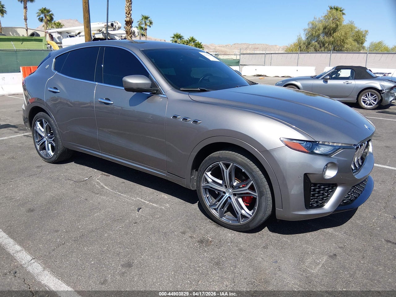 ZN661XUA6MX****** · 2021 MASERATI LEVANTE