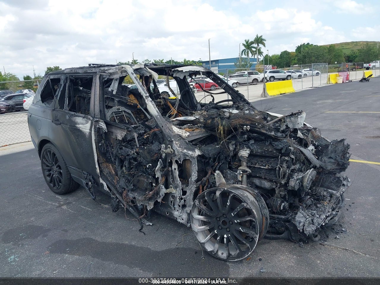 SALGS2EFXGA****** · 2016 LAND ROVER RANGE ROVER 5.0L V8 SUPERCHARGED