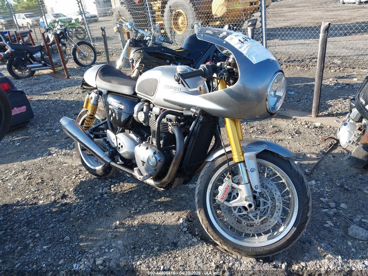 SMTD21HF3GT****** · 2016 TRIUMPH MOTORCYCLE THRUXTON 1200 R