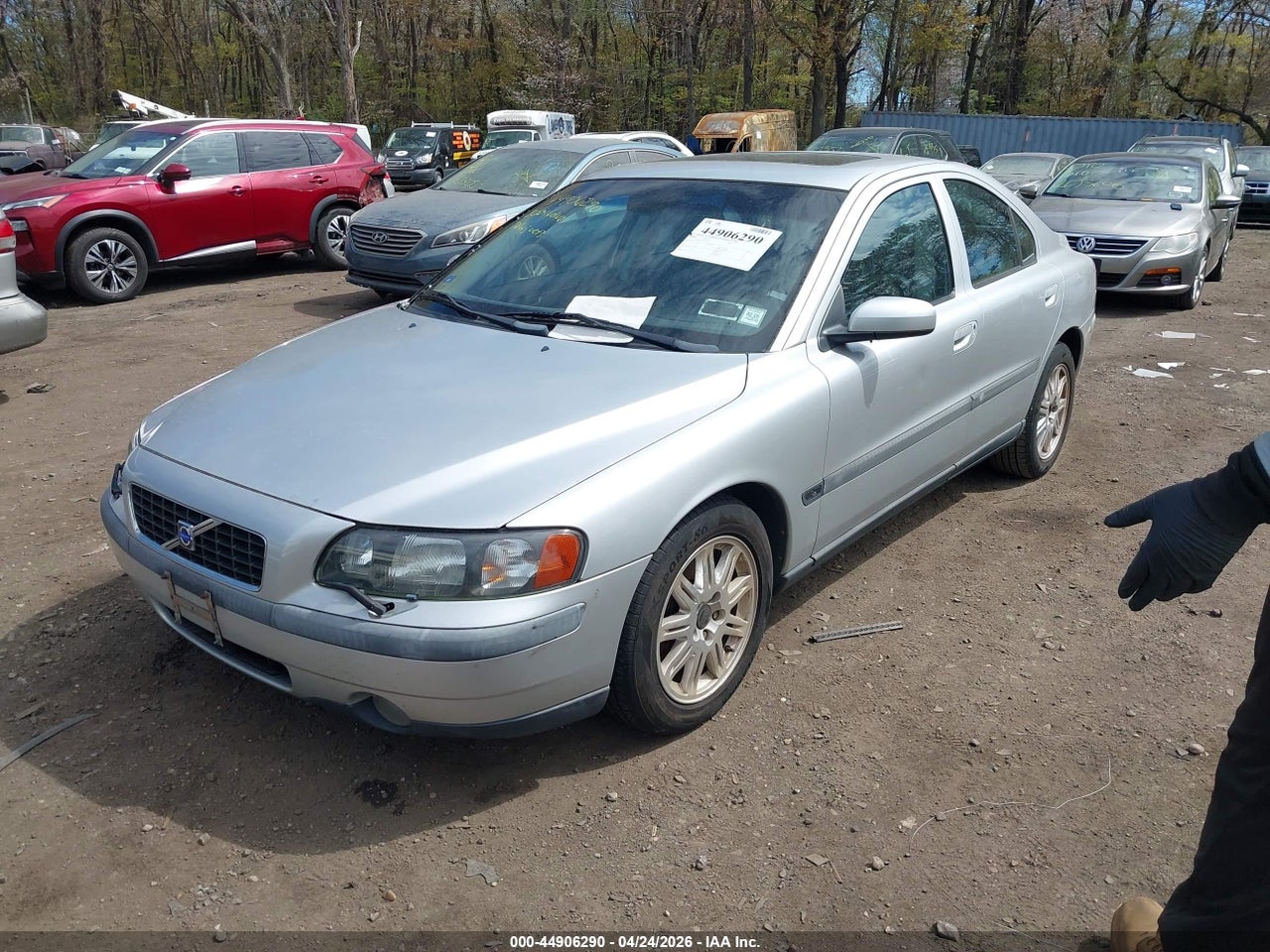 2004 VOLVO S60 2.4 · 2/11