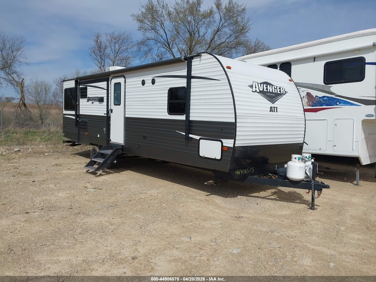 5ZT2AVRBKB****** · 2019 FOREST RIVER AVENGER