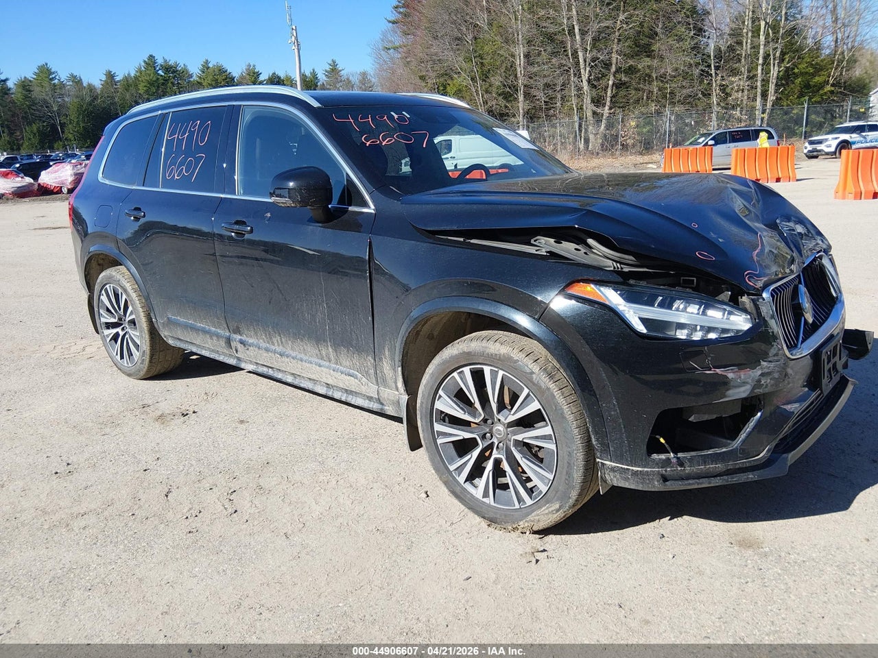 YV4A22PK9N1****** · 2022 VOLVO XC90 T6 MOMENTUM 7 PASSENGER
