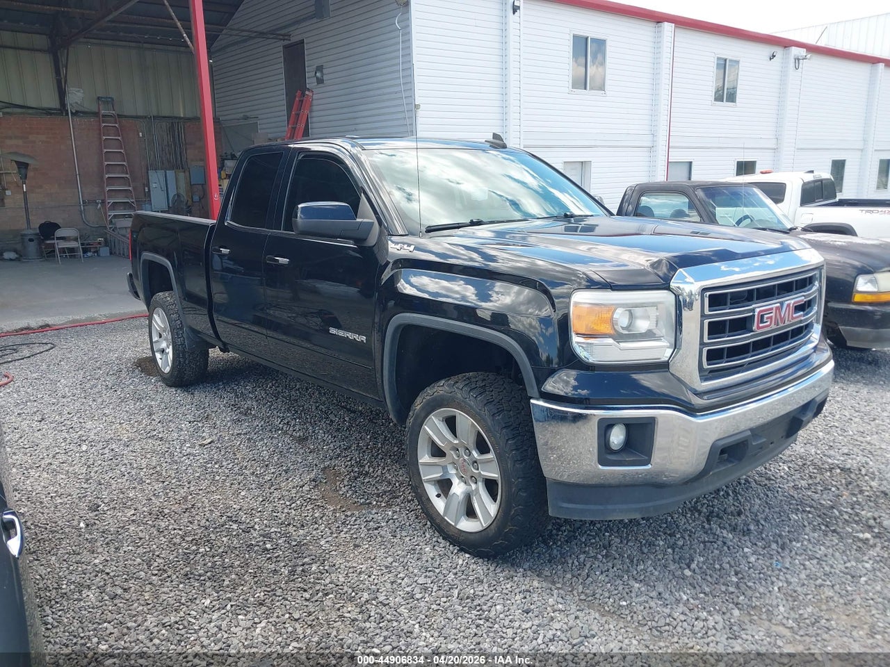 1GTV2UEC5FZ****** · 2015 GMC SIERRA 1500 SLE