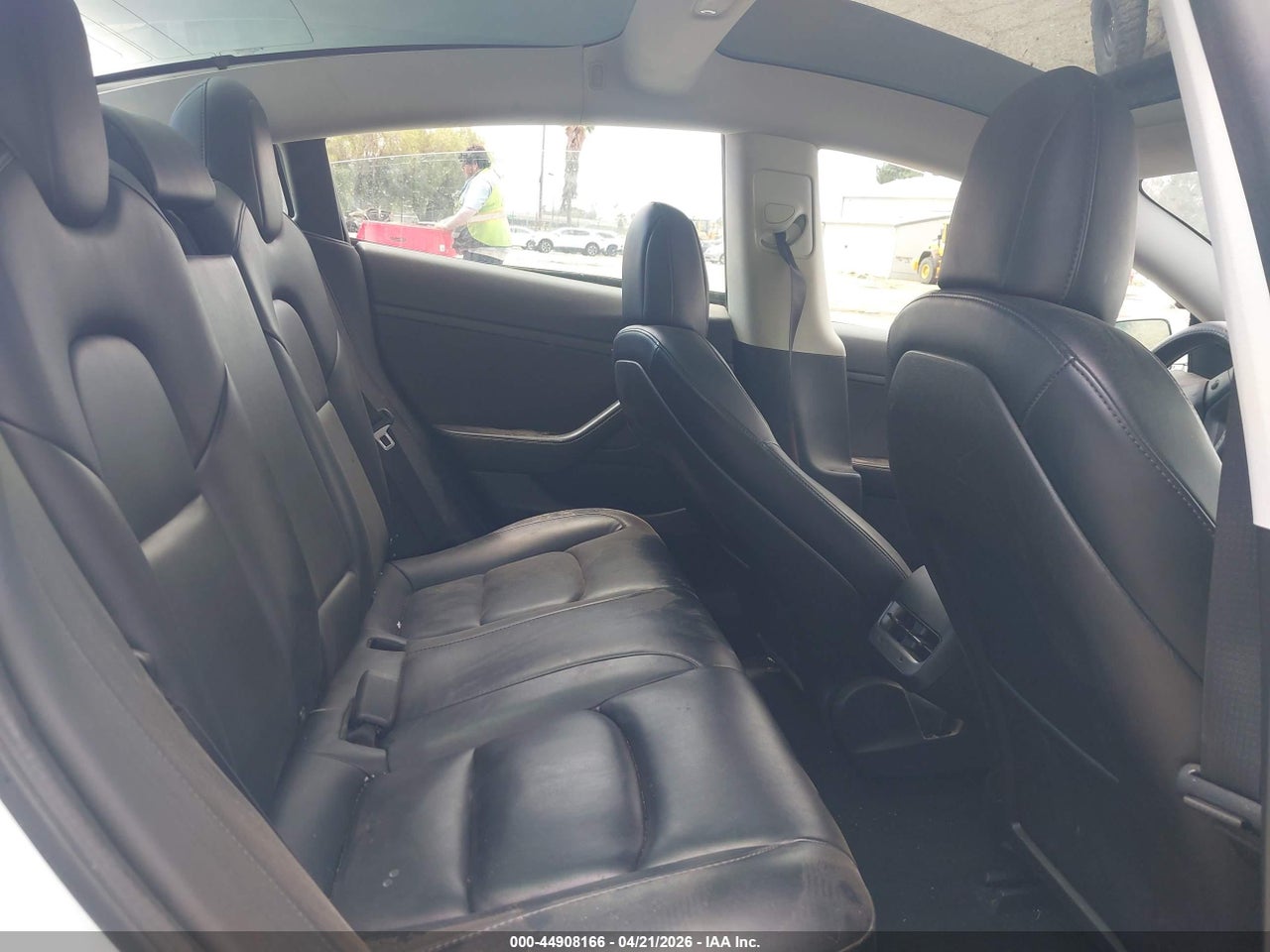 5YJ3E1EA1LF****** · 2020 TESLA MODEL 3   · 8/10