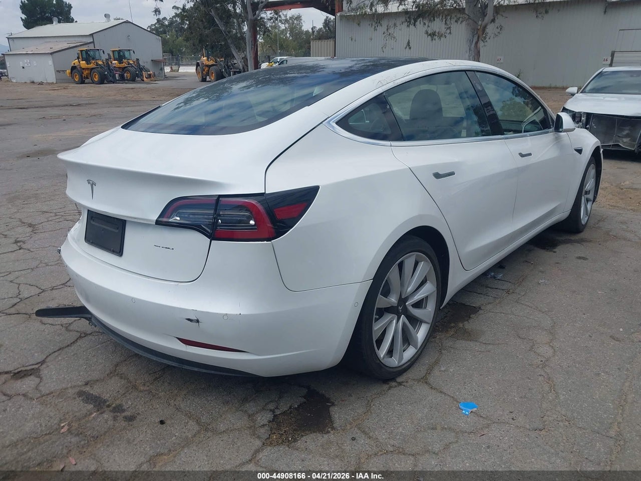5YJ3E1EA1LF****** · 2020 TESLA MODEL 3   · 4/10