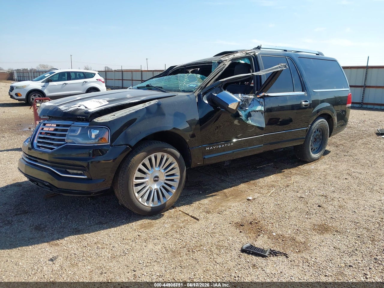 2016 LINCOLN NAVIGATOR L SELECT · 2/10