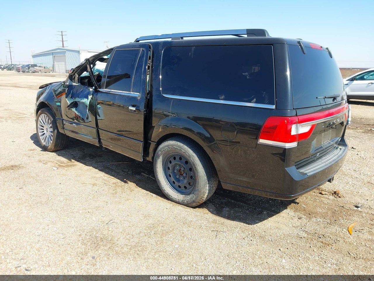 2016 LINCOLN NAVIGATOR L SELECT · 3/10