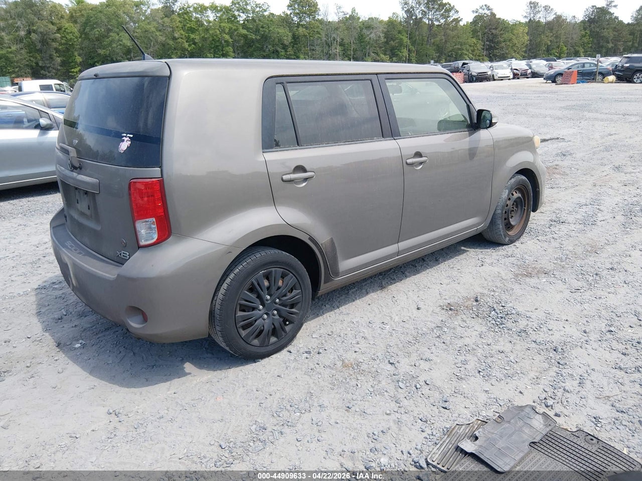 2012 SCION XB · 4/11