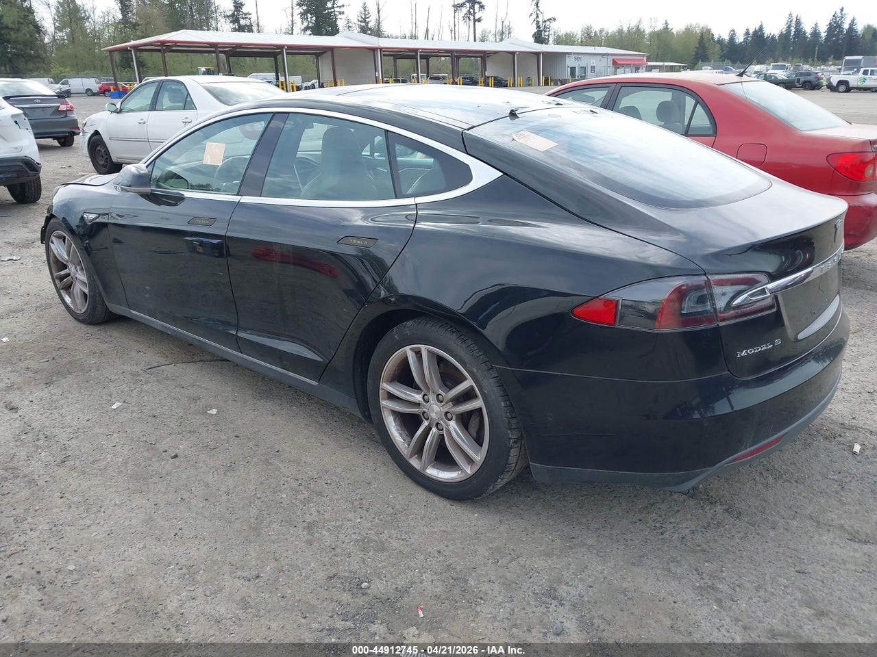 2015 TESLA MODEL S 70D/85D/P85D · 3/10