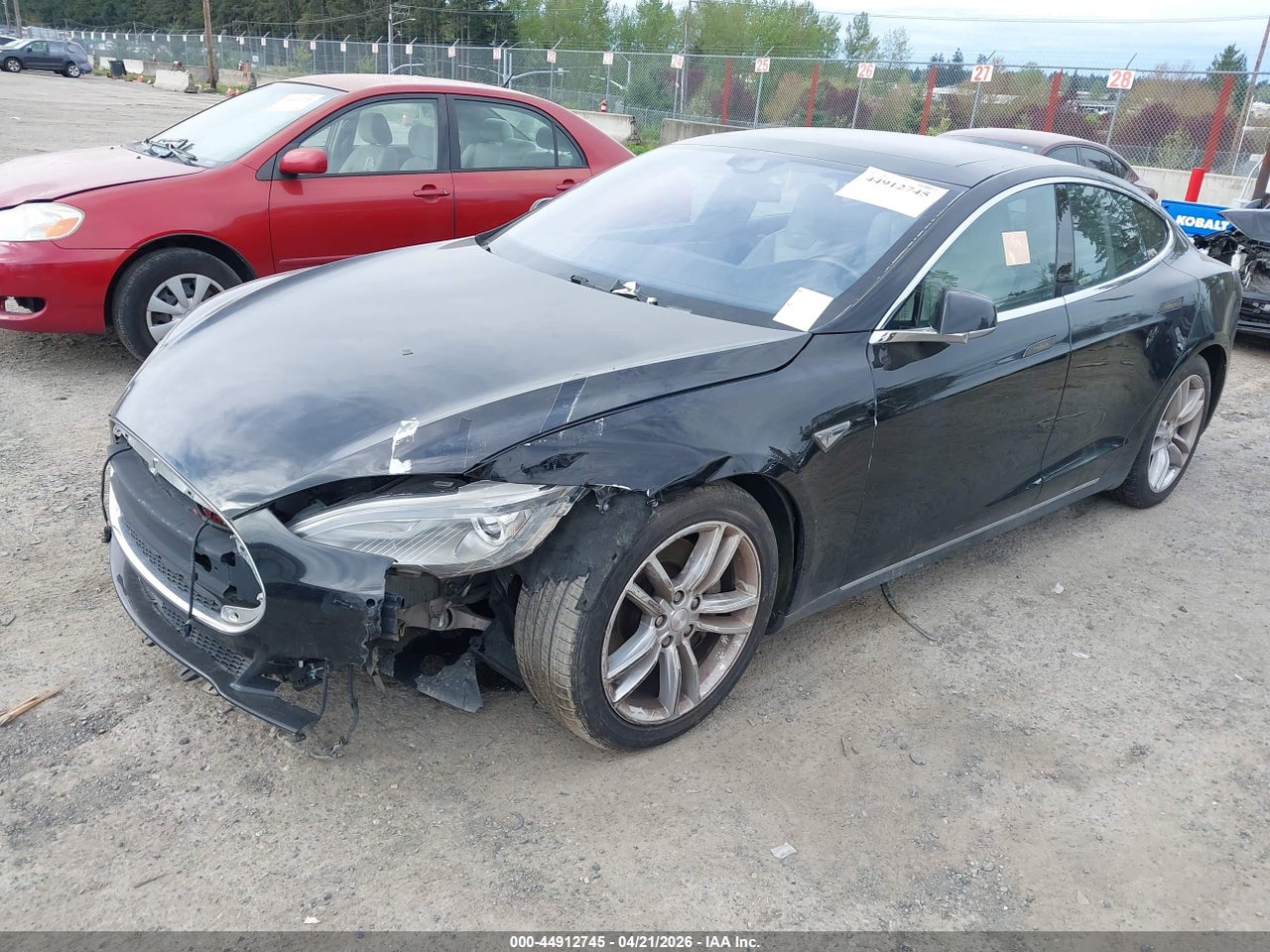 2015 TESLA MODEL S 70D/85D/P85D · 2/10