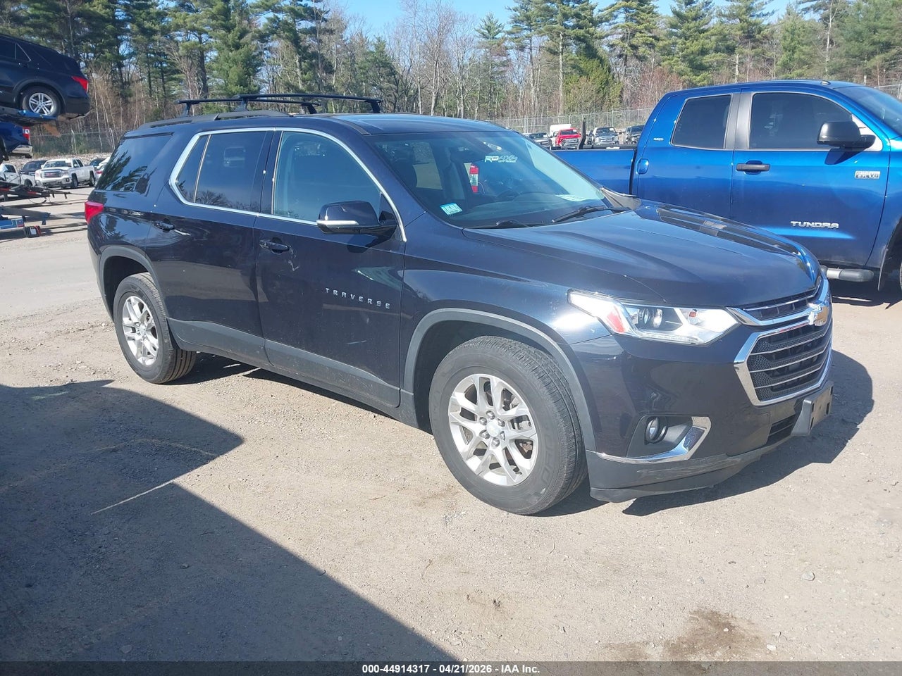 1GNEVGKW5LJ****** · 2020 CHEVROLET TRAVERSE AWD LT CLOTH