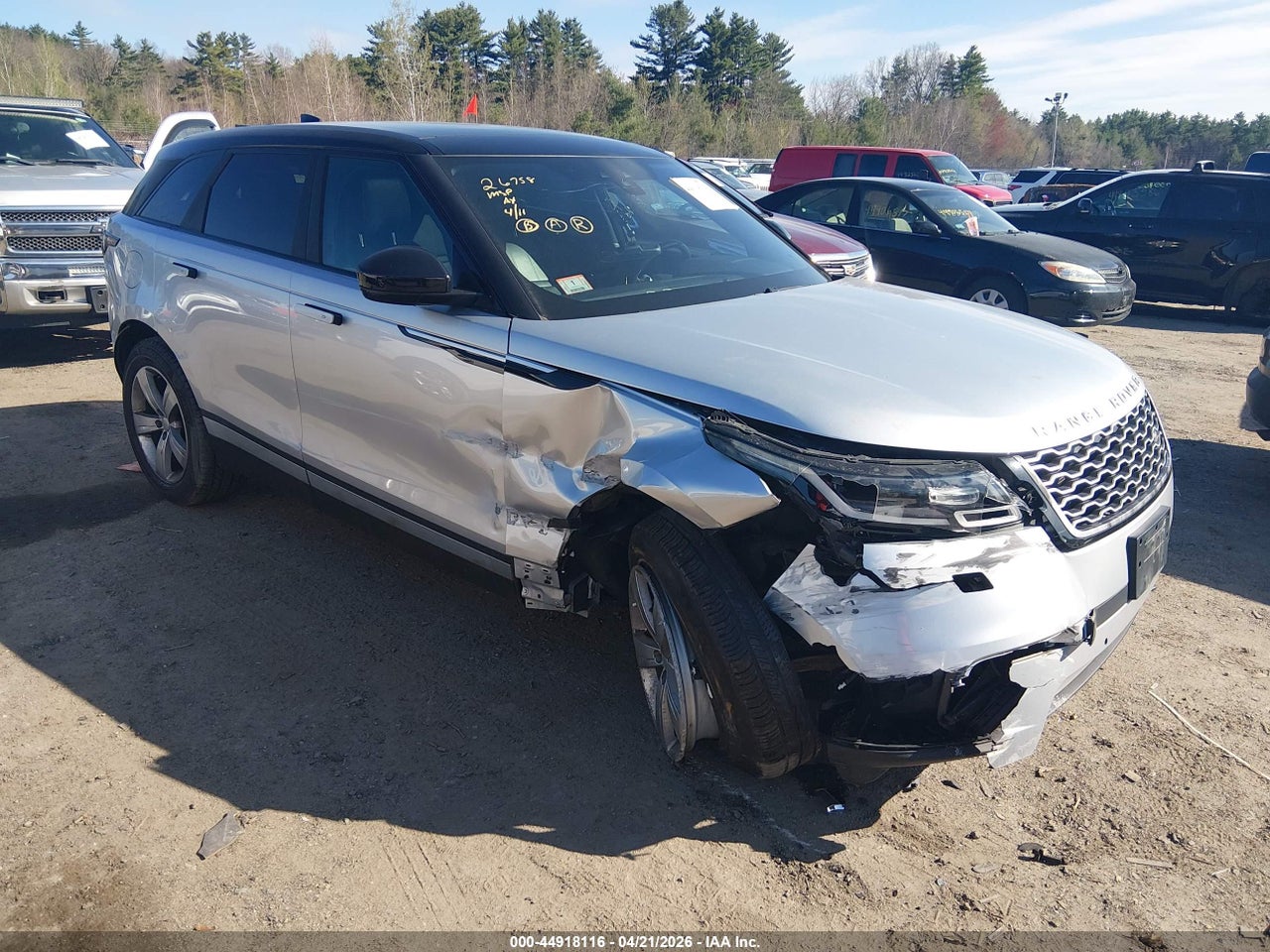 SALYB2EXXKA****** · 2019 LAND ROVER RANGE ROVER VELAR P250 S