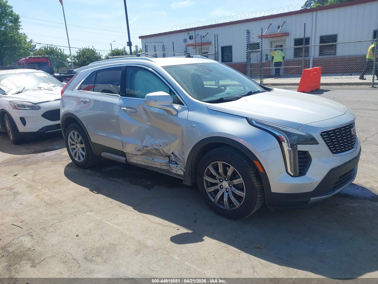 1GYFZCR44MF****** · 2021 CADILLAC XT4 FWD PREMIUM LUXURY