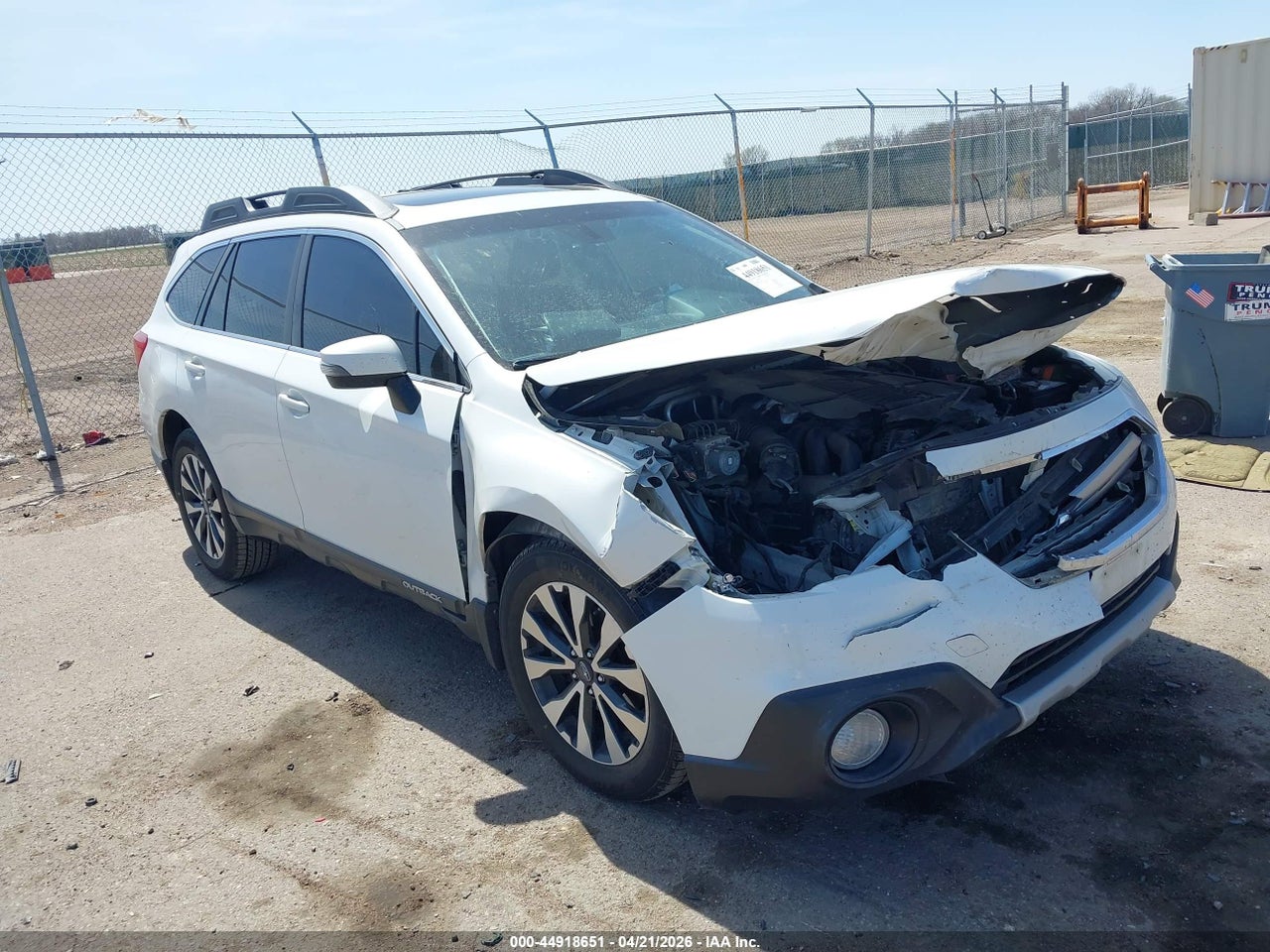4S4BSENC0H3****** · 2017 SUBARU OUTBACK 3.6R LIMITED