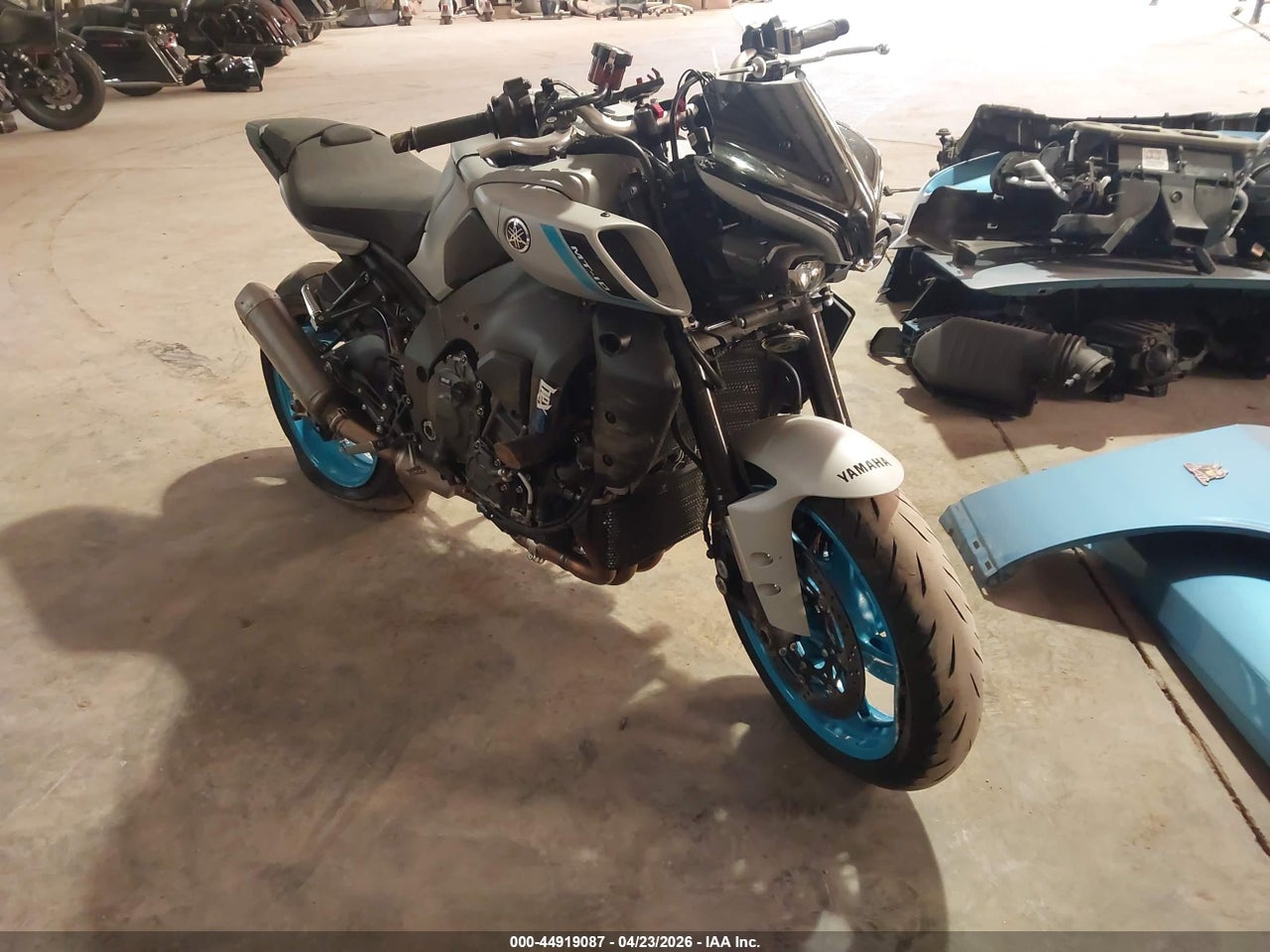JYARN79E8SA****** · 2025 YAMAHA MTN1000