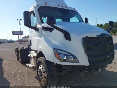 2025 FREIGHTLINER NEW CASCADIA 116