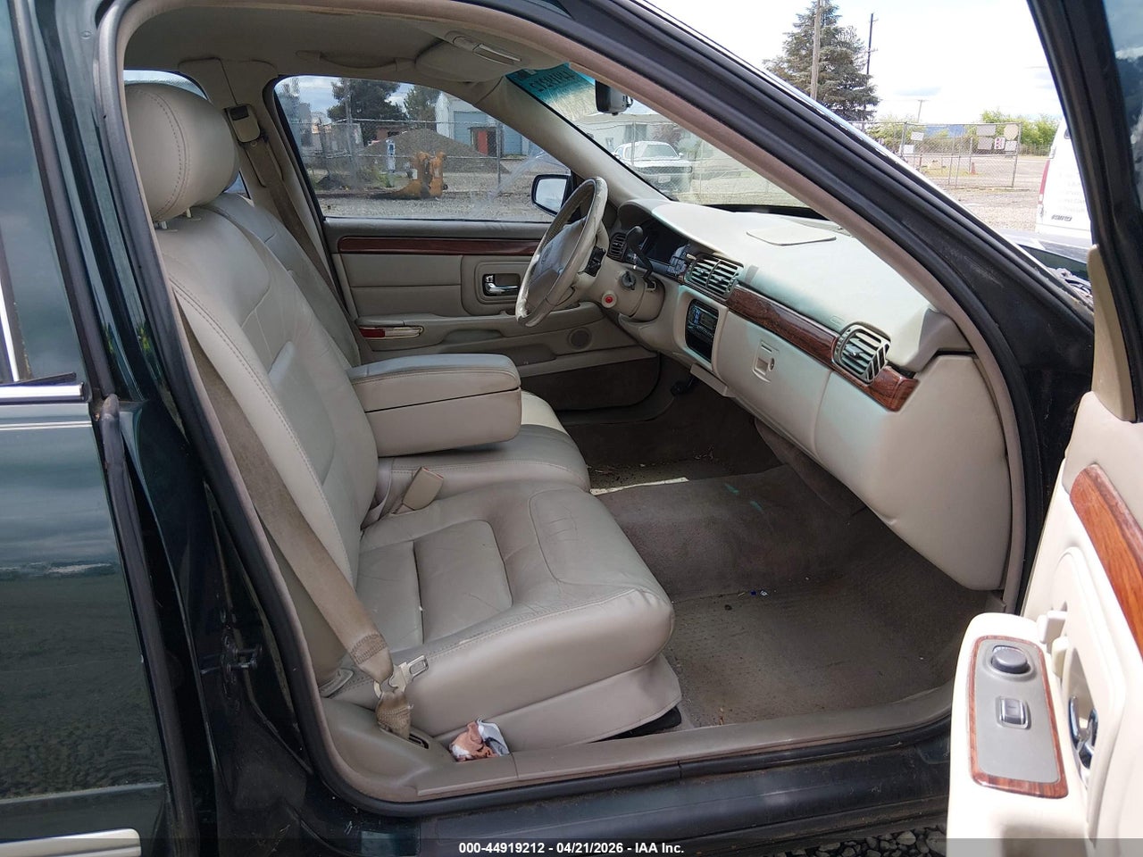 1997 CADILLAC DEVILLE STANDARD · 5/11