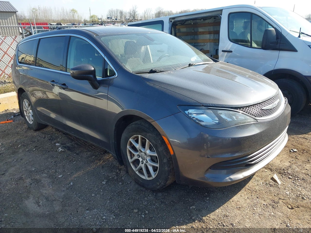 2C4RC1CG3HR****** · 2017 CHRYSLER PACIFICA LX