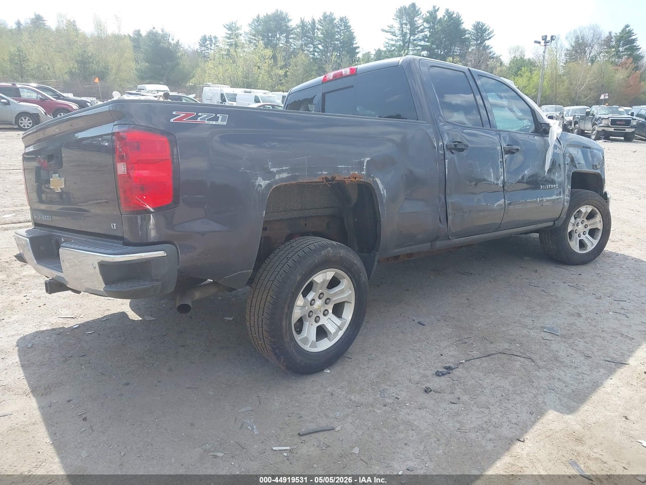 2015 CHEVROLET SILVERADO 1500 2LT · 4/11