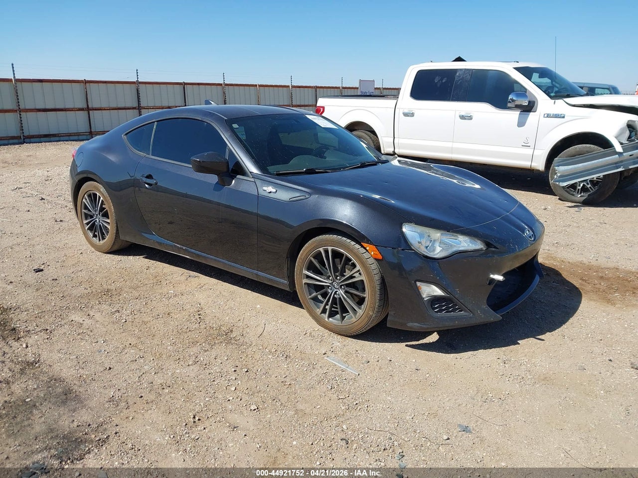 JF1ZNAA17F9****** · 2015 SCION FR-S