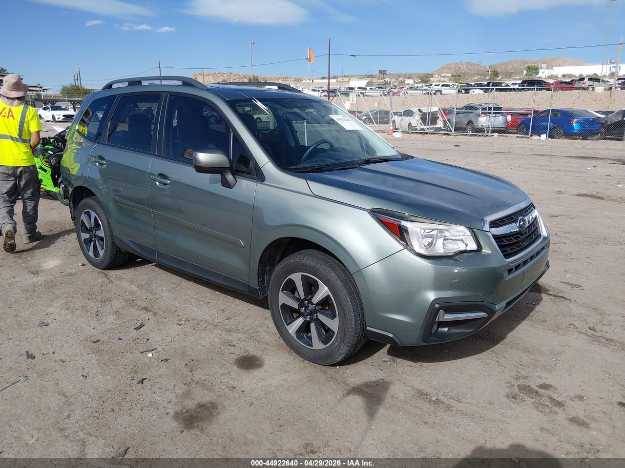JF2SJAECXHG****** · 2017 SUBARU FORESTER 2.5I PREMIUM