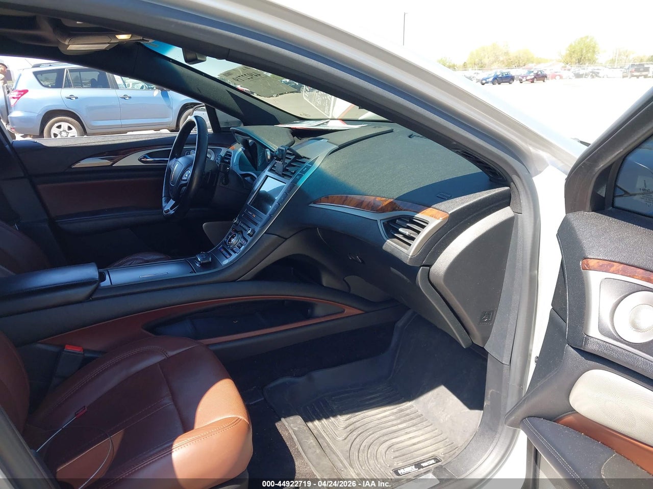 2017 LINCOLN MKZ RESERVE · 5/11