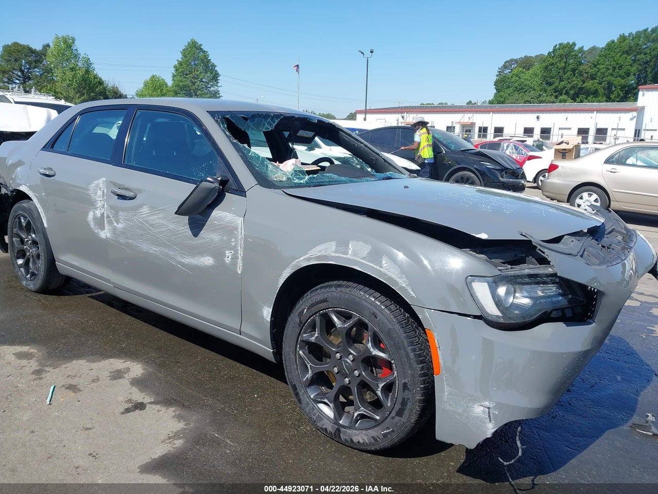 2C3CCAGG7KH****** · 2019 CHRYSLER 300 300S AWD