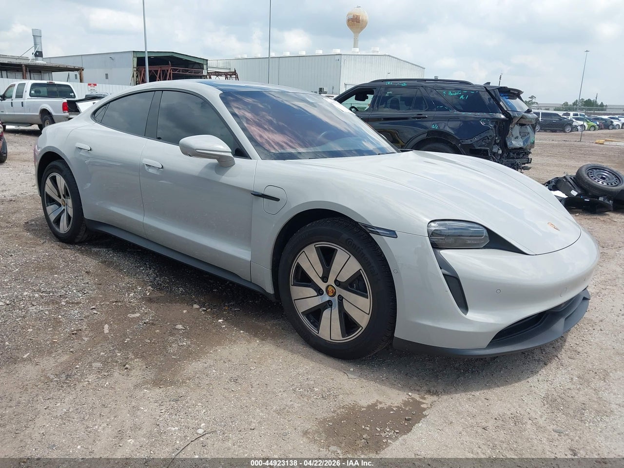 WP0AA2Y11NS****** · 2022 PORSCHE TAYCAN