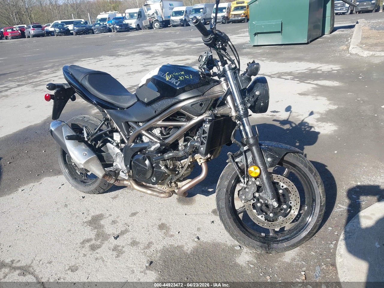 JS1VP55A1N7****** · 2022 SUZUKI SV650