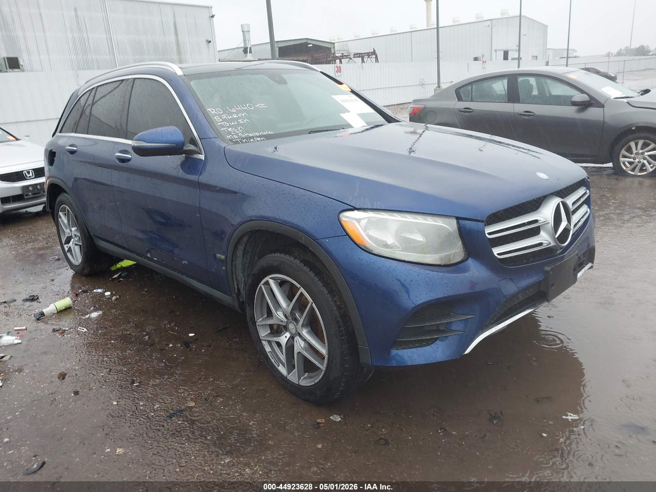 WDC0G4JB4HF****** · 2017 MERCEDES-BENZ GLC 300