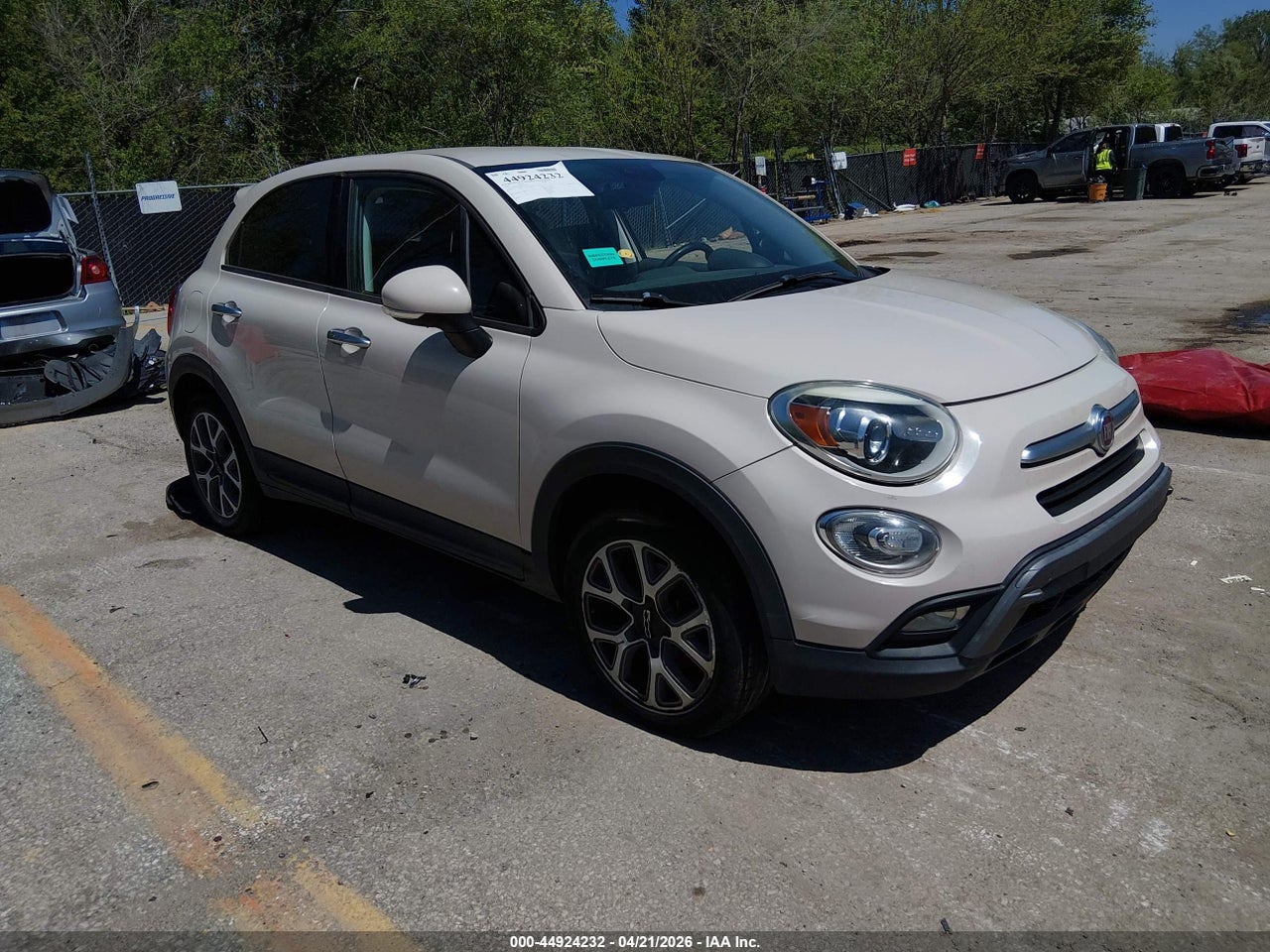 ZFBCFXCT8GP****** · 2016 FIAT 500X TREKKING