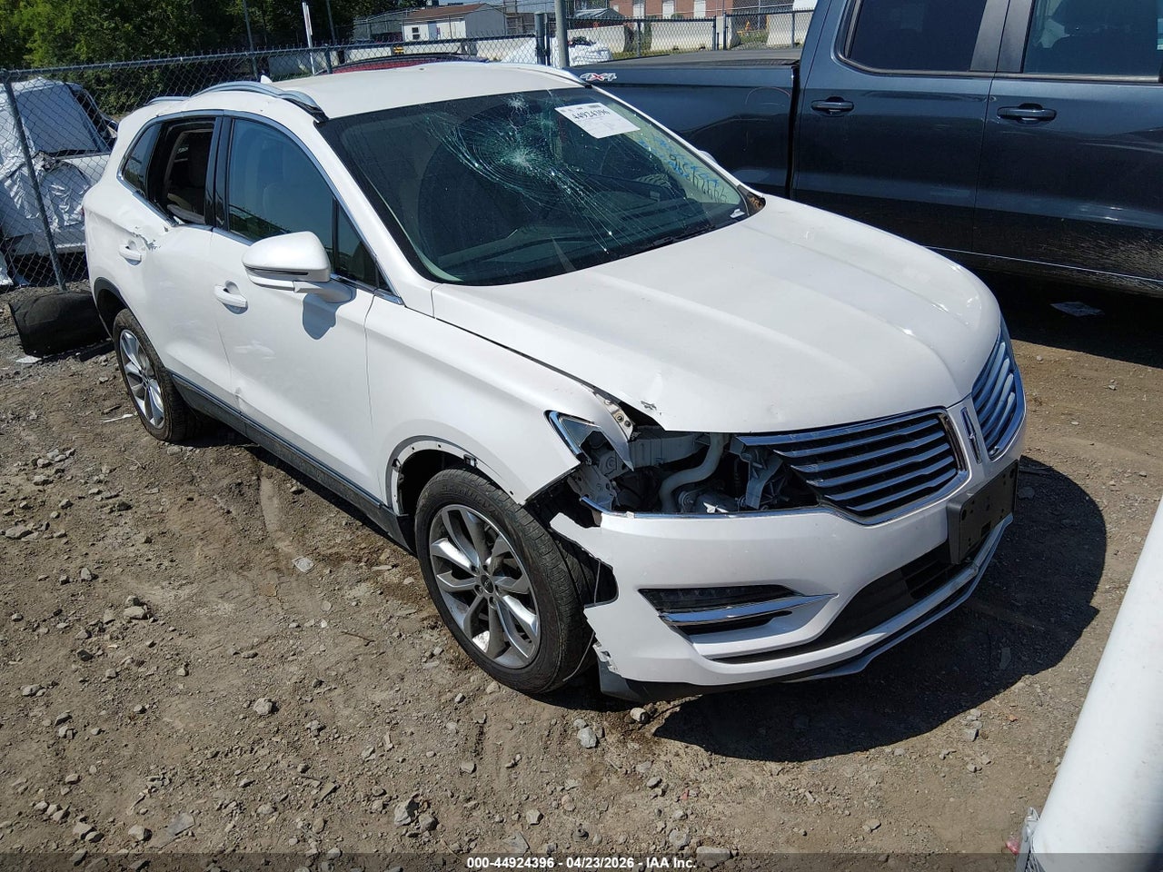 5LMCJ2C90JU****** · 2018 LINCOLN MKC SELECT