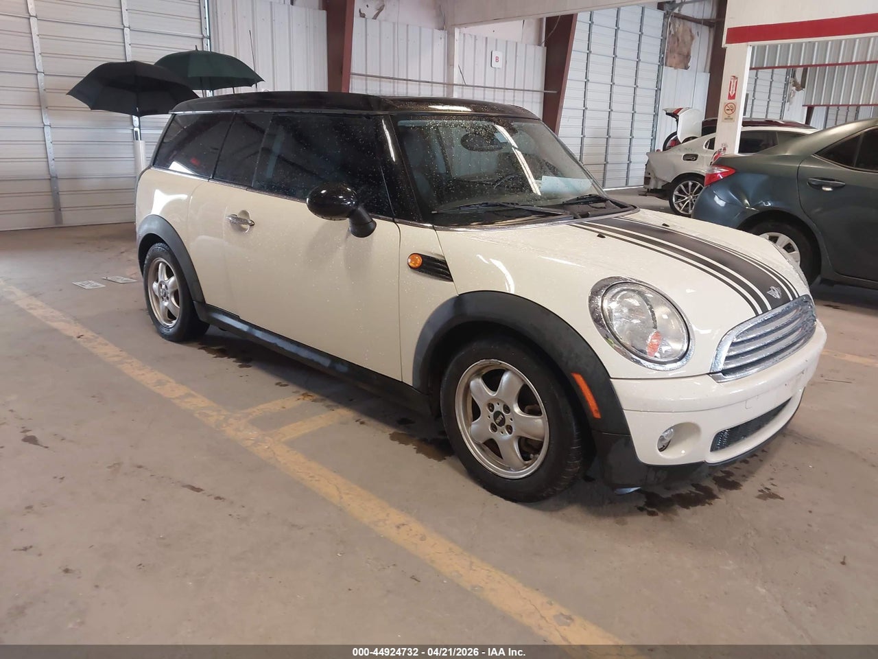 WMWML3C51AT****** · 2010 MINI COOPER CLUBMAN