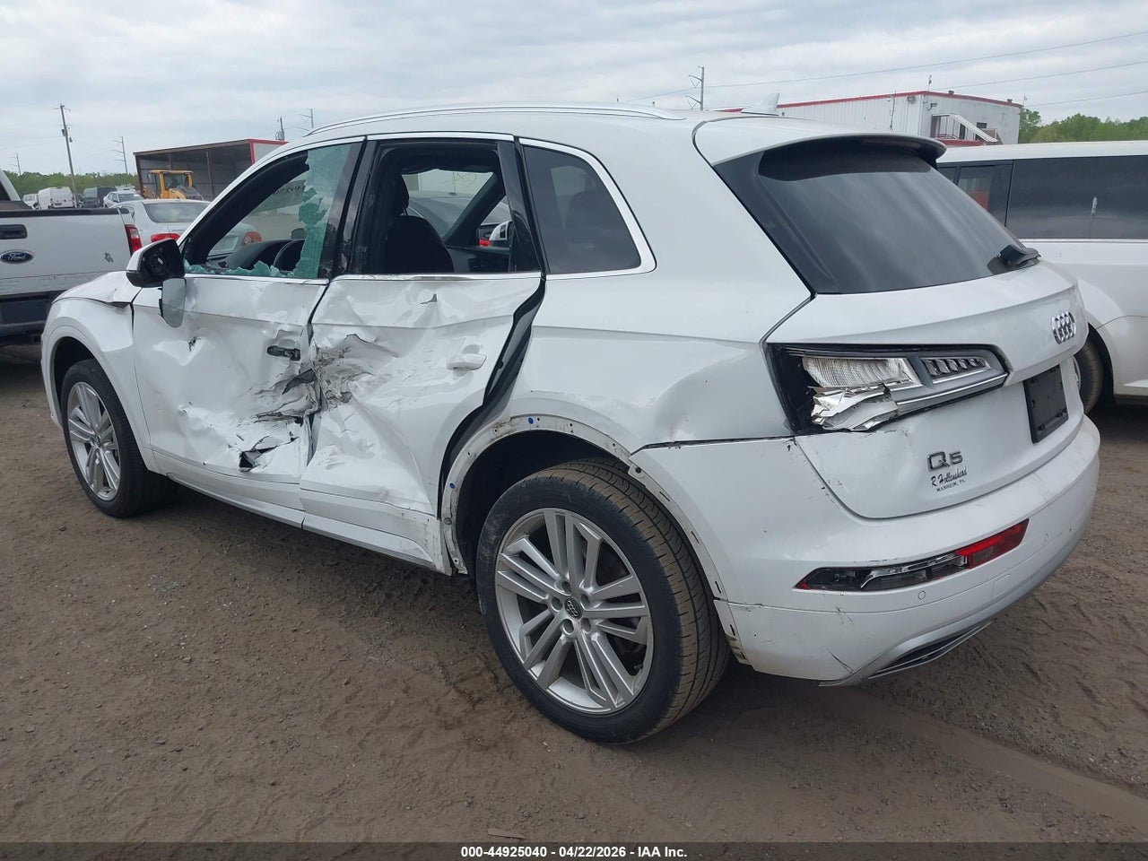 2018 AUDI Q5 2.0T PREMIUM/2.0T TECH PREMIUM · 3/11