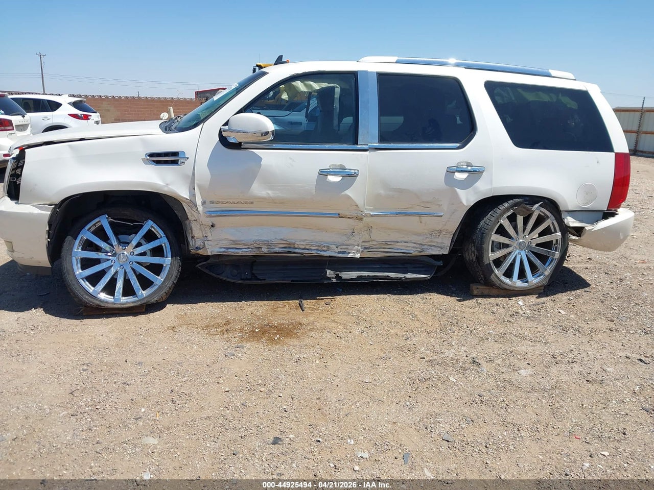 2007 CADILLAC ESCALADE STANDARD · 6/10